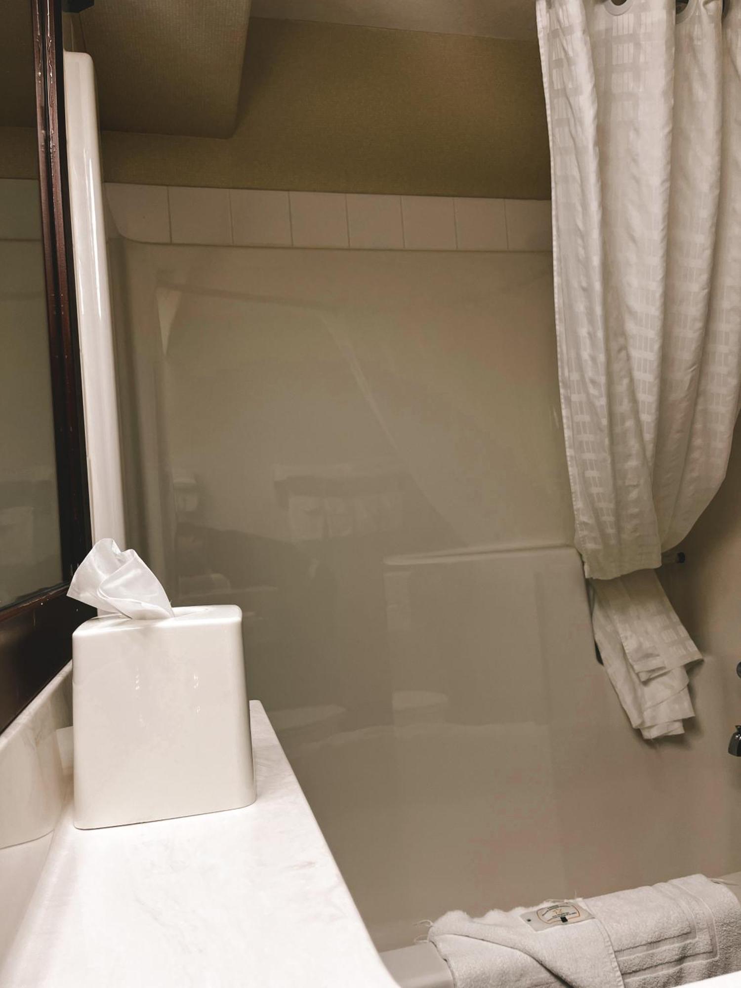 Quality Inn & Suites Hinton Δωμάτιο φωτογραφία