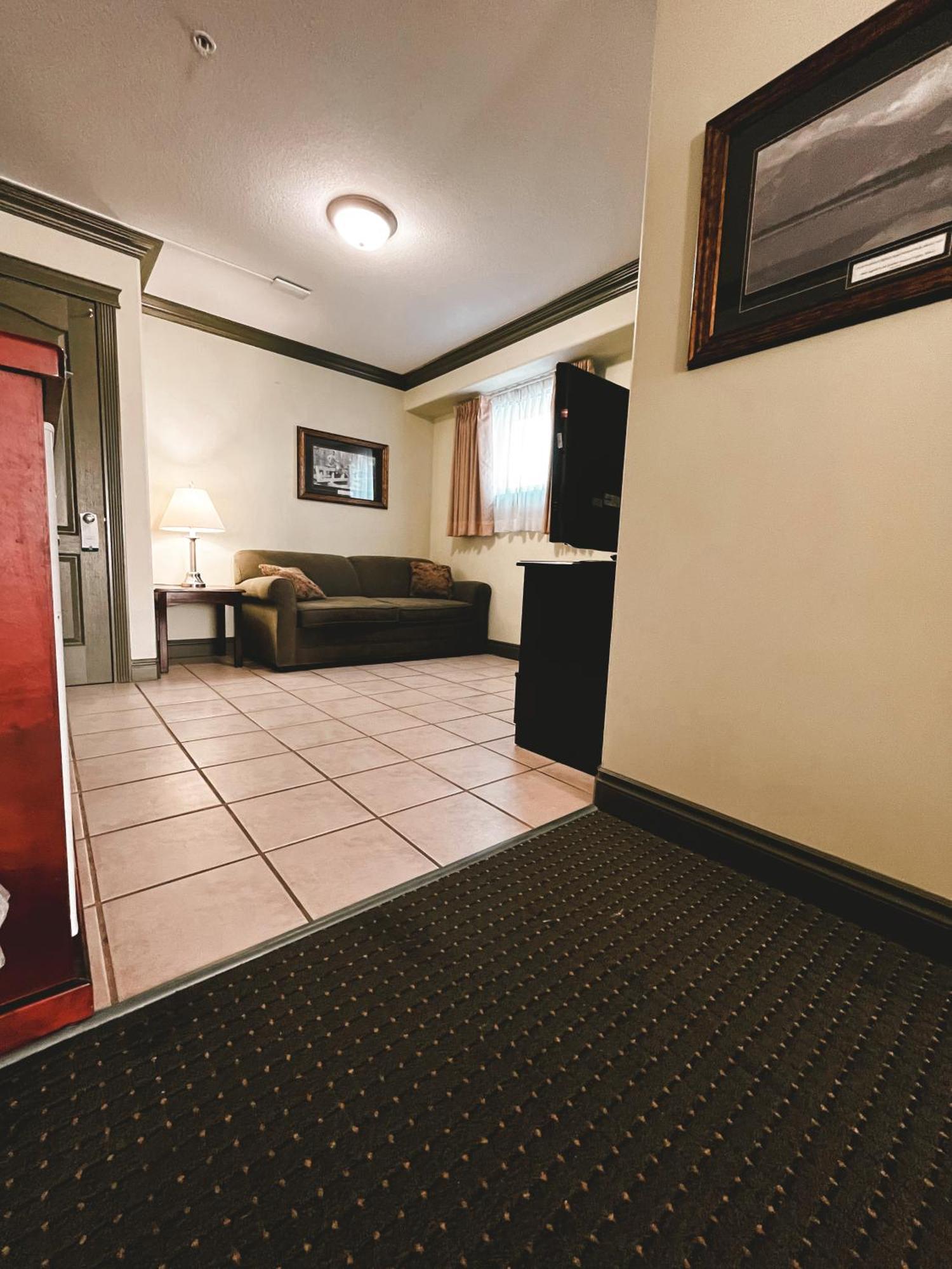 Quality Inn & Suites Hinton Δωμάτιο φωτογραφία